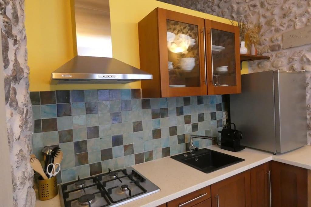 Elegant In Historic Center Of * Tournon-sur-Rhone