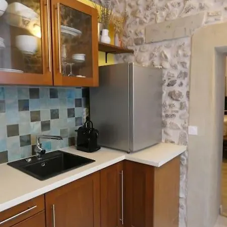 Elegant Apartment In Historic Center Of Tournon Extérieur photo